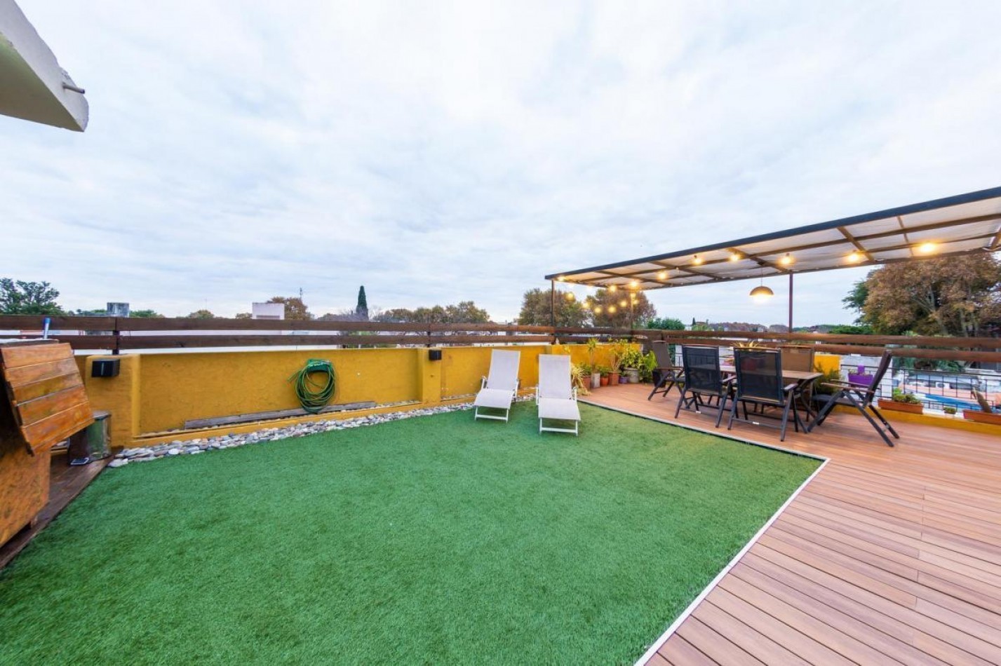 VENTA - CASA PLANTA ALTA TRES DORMITORIOS