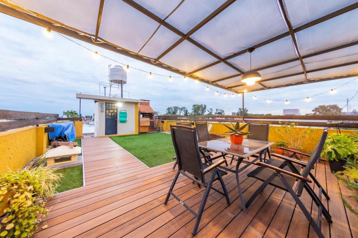 VENTA - CASA PLANTA ALTA TRES DORMITORIOS