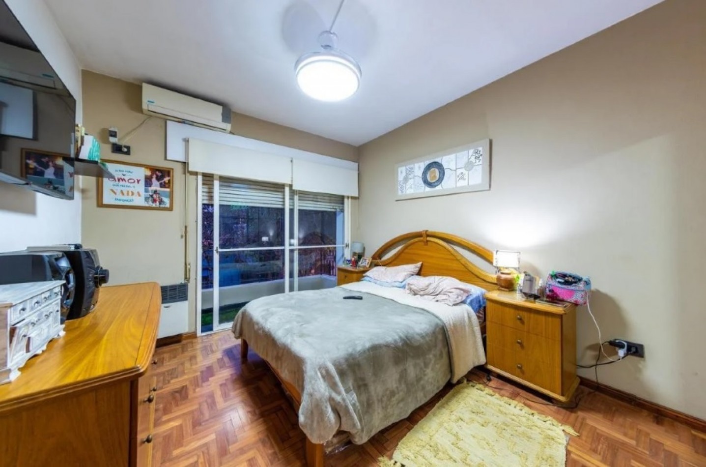 VENTA - CASA PLANTA ALTA TRES DORMITORIOS