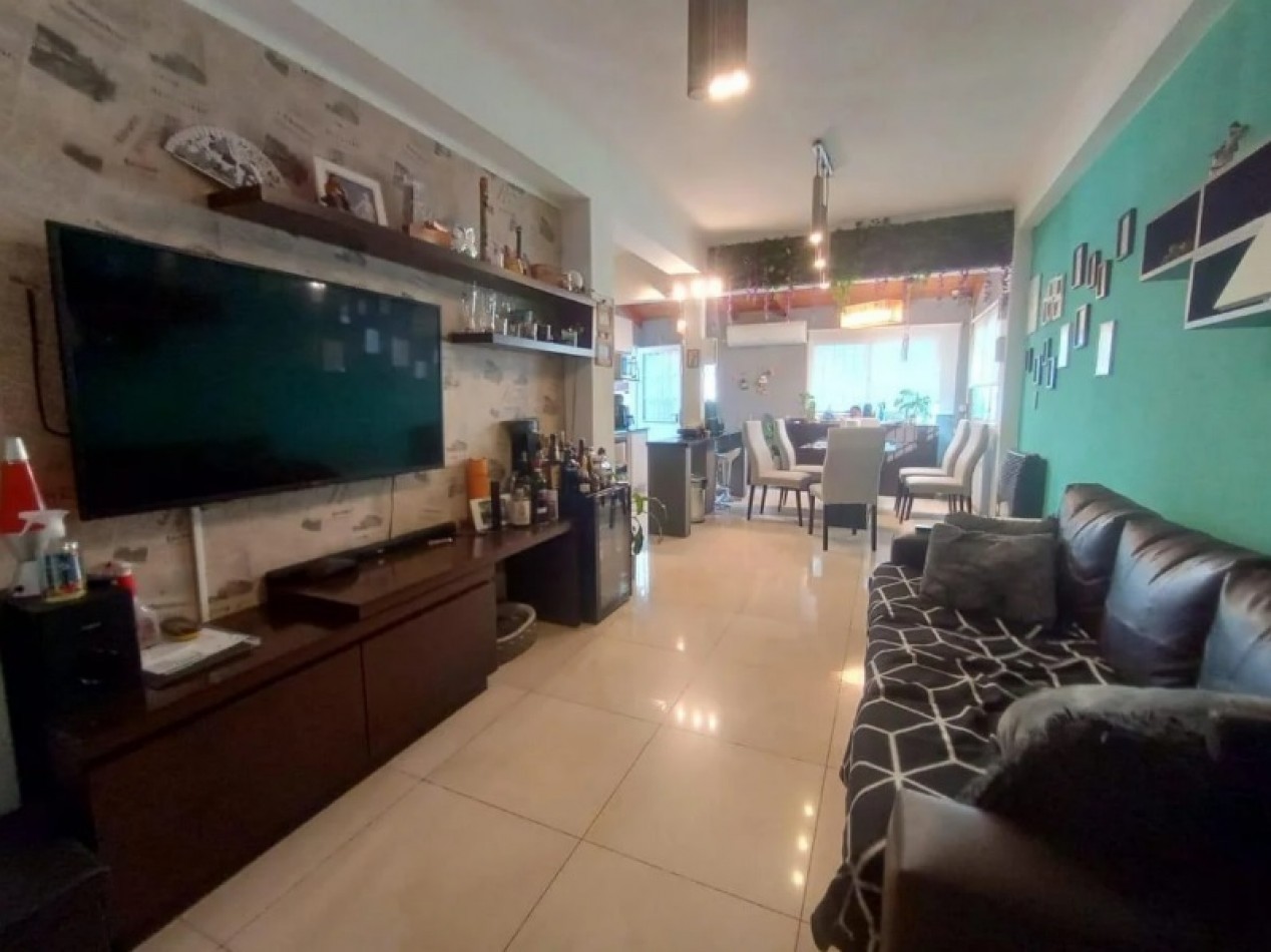 VENTA - CASA PLANTA ALTA TRES DORMITORIOS